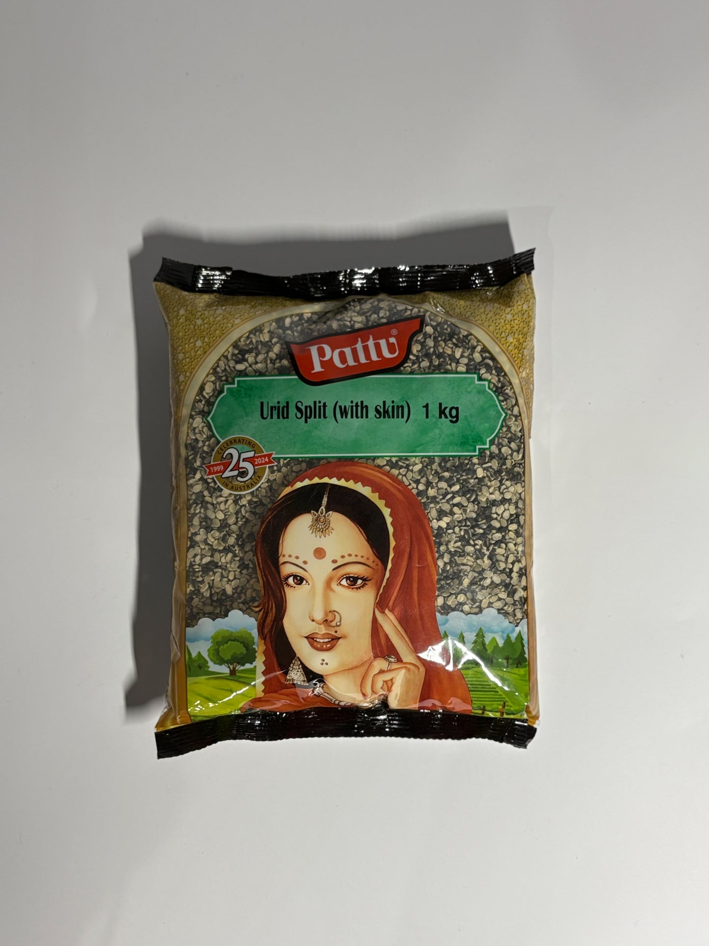 Pattu Urid Split (with skin) 1Kg